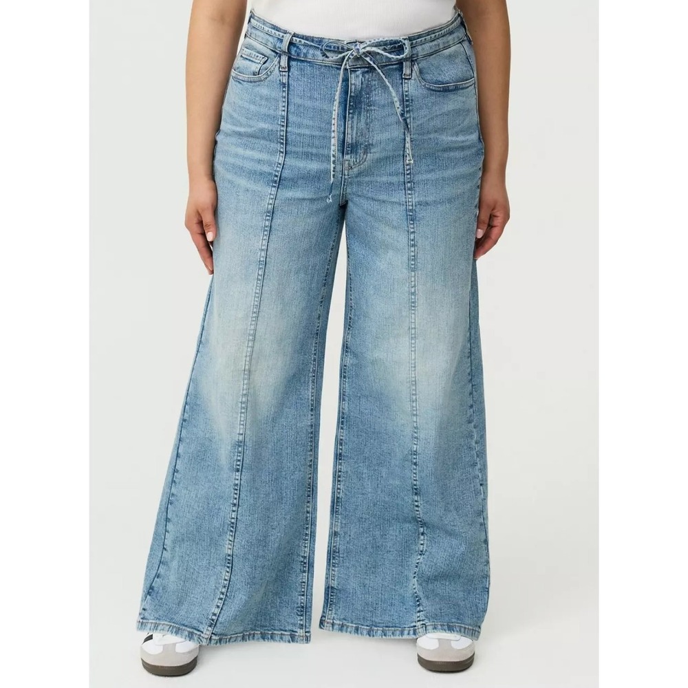 Torrid High Rise Baggy Wide Leg Jeans Light Wash Size 18 Tall